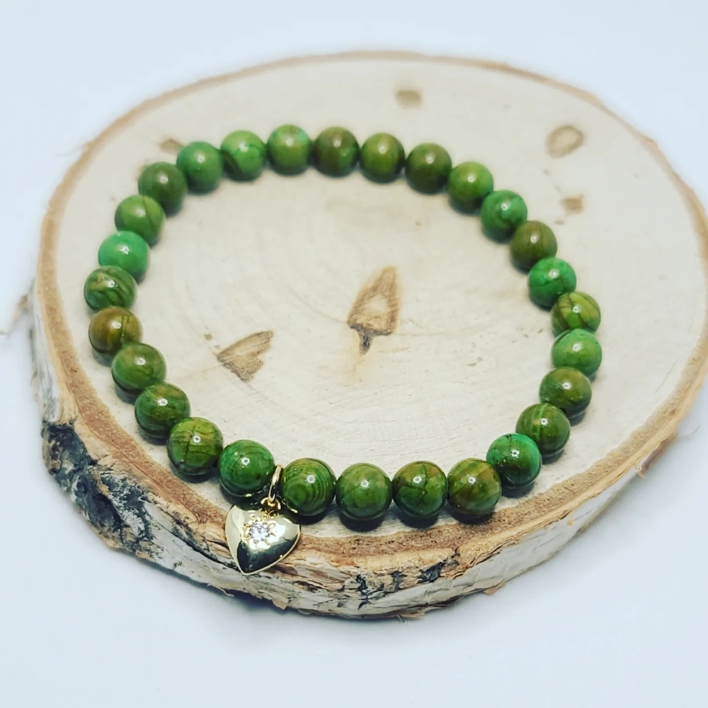 Jade Zirconia heart charm bracelet 6 mm
